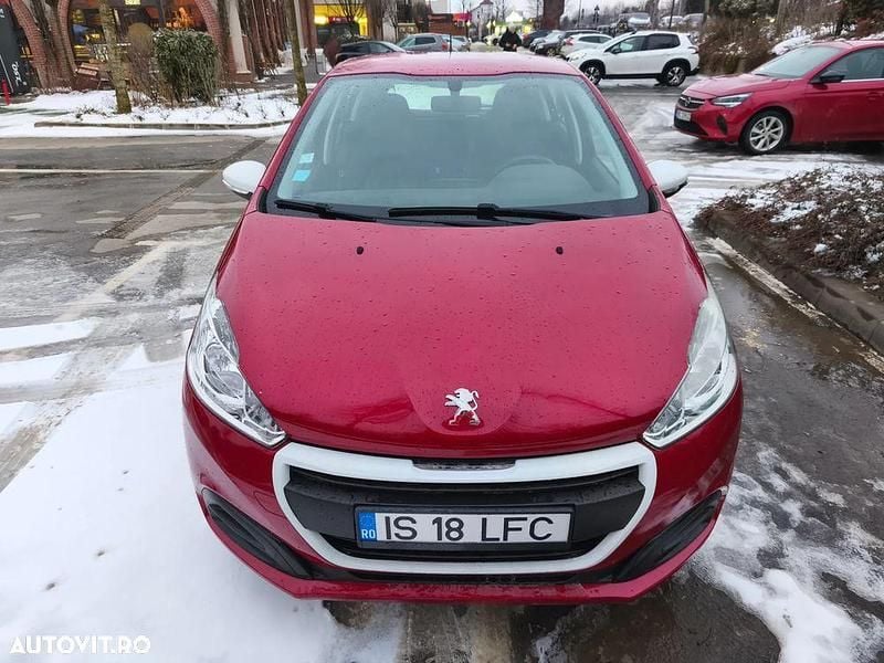 Second-hand Peugeot 208 68 CP (50 kW) 2016 Culoarerosu Hatchback