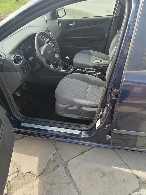 Second-hand Ford Focus 85 CP (62 kW) 2005 Hatchback