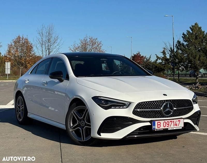 Culoarealb Utilizat 2024 Mercedes CLA200 AMG line Berlinǎ | 39.700 EUR (Puțin scump) - Imagine 1/4