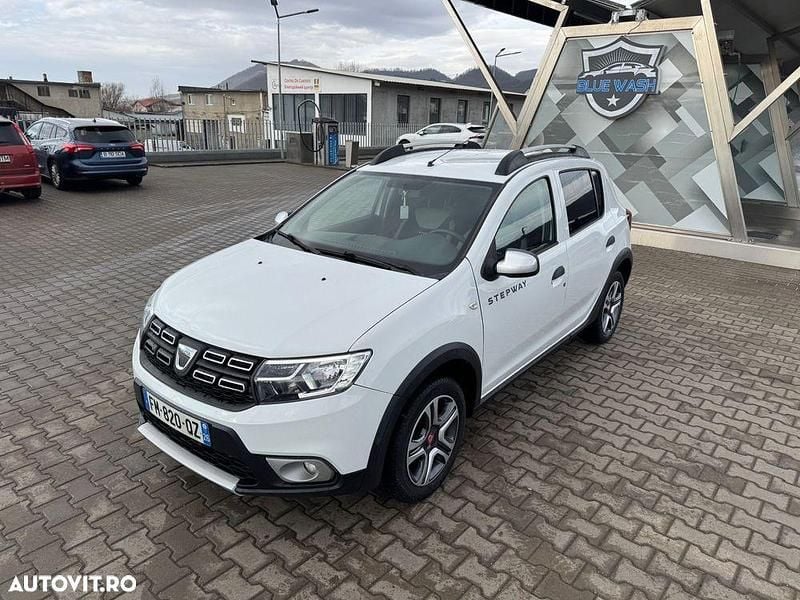 Second-hand Dacia Sandero Prestige 95 CP (69 kW) 2020 Culoarealb