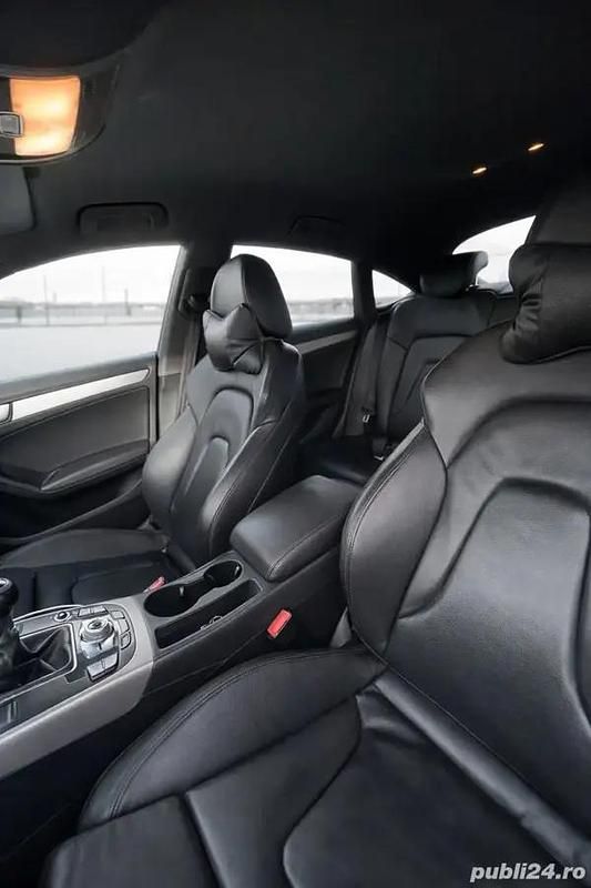 Second-hand Audi A5 Sportback Sport 120 CP (88 kW) 2012 Negru Hatchback