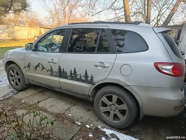 Gri Utilizat 2008 Hyundai Santa Fe SUV | 2.100 EUR - Imagine 1/3