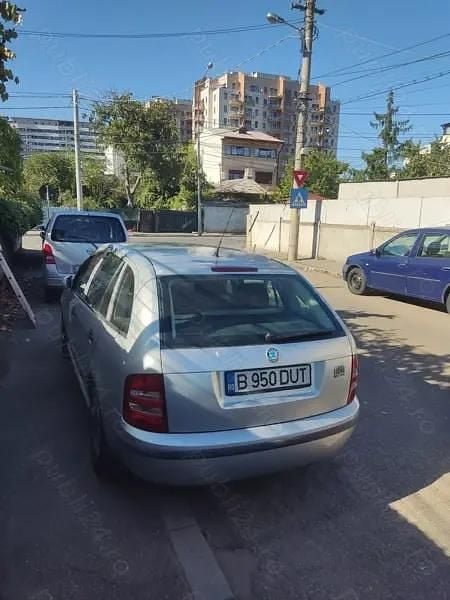 Utilizat 2002 Skoda Fabia Hatchback | 1.200 EUR (Preț OK) - Imagine 1/4