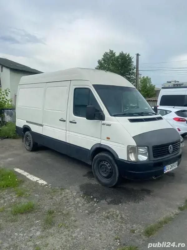 Alb Utilizat 2006 VW LT Berlinǎ | 3.000 EUR - Imagine 1/4