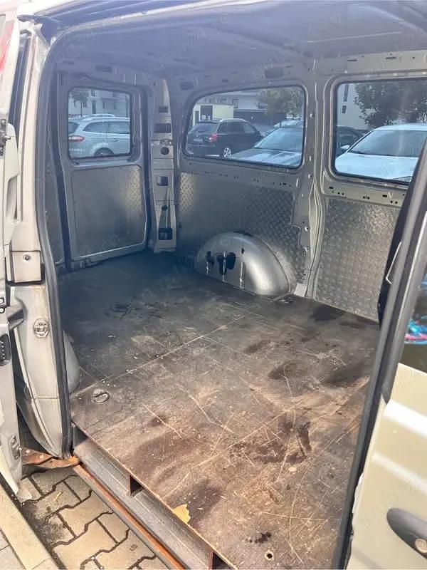 Second-hand Mercedes Vito 163 CP (119 kW) 2014 Van