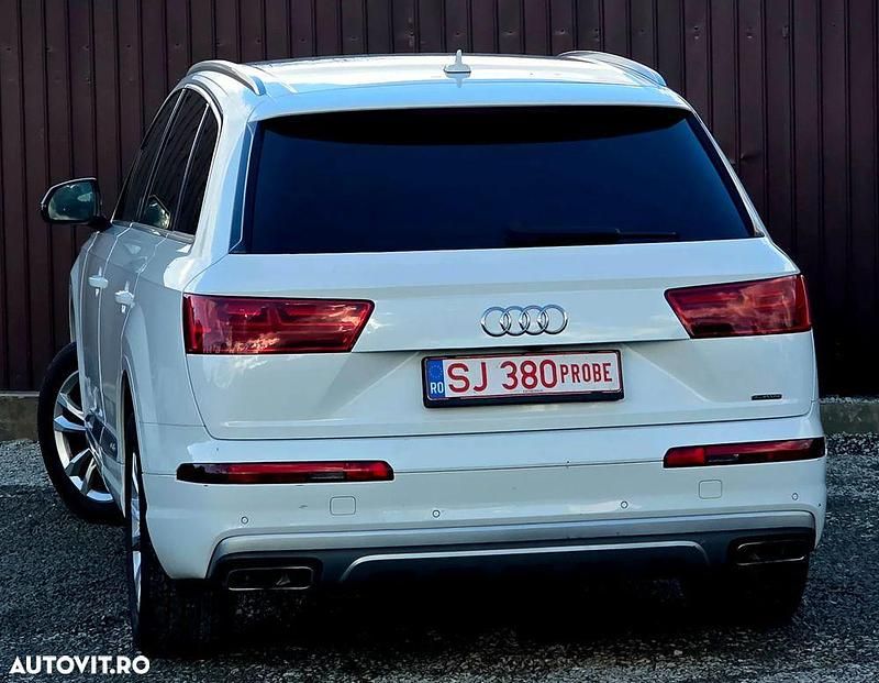 Second-hand Audi Q7 S-Line 272 CP (200 kW) 2016 Culoarealb SUV