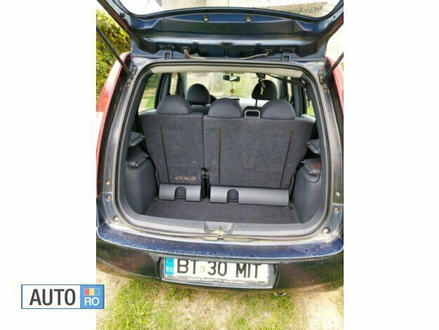 Second-hand Mitsubishi Colt 95 CP (69 kW) 2007 Albastru