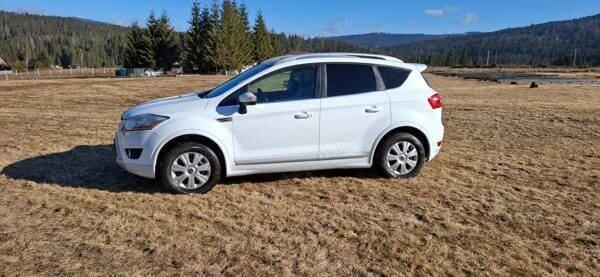 Alb Second-hand 2012 Ford Kuga Individual SUV | 7.000 EUR (Preț OK) - Imagine 1/4