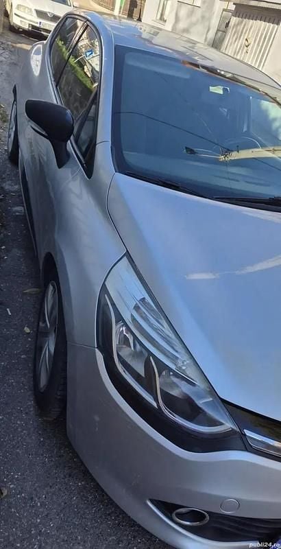 Second-hand Renault Clio IV 75 CP (55 kW) 2015 Gri Berlinǎ