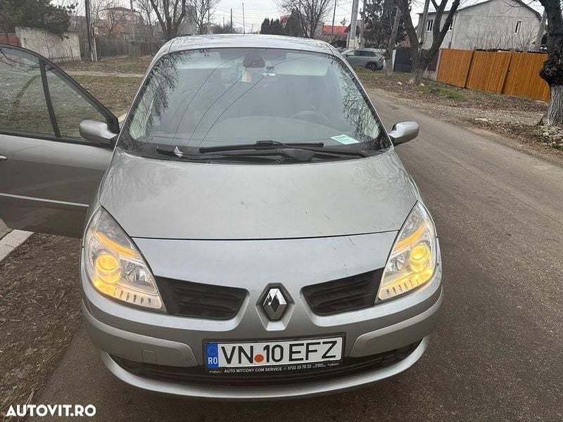 Culoaregri Second-hand 2007 Renault Scénic II Monovolum | 2.200 EUR (Preț OK) - Imagine 1/4