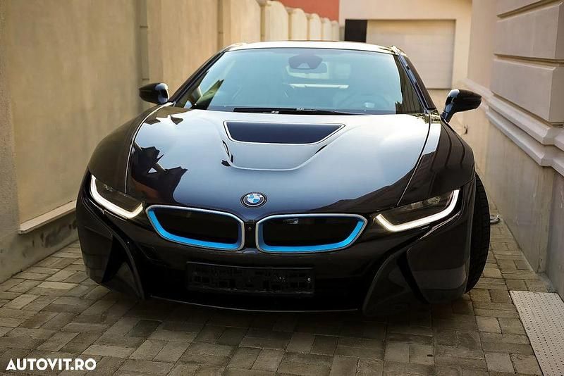 Culoarenegru Utilizat 2016 BMW i8 Pure Impulse Coupe | 56.900 EUR - Imagine 1/4