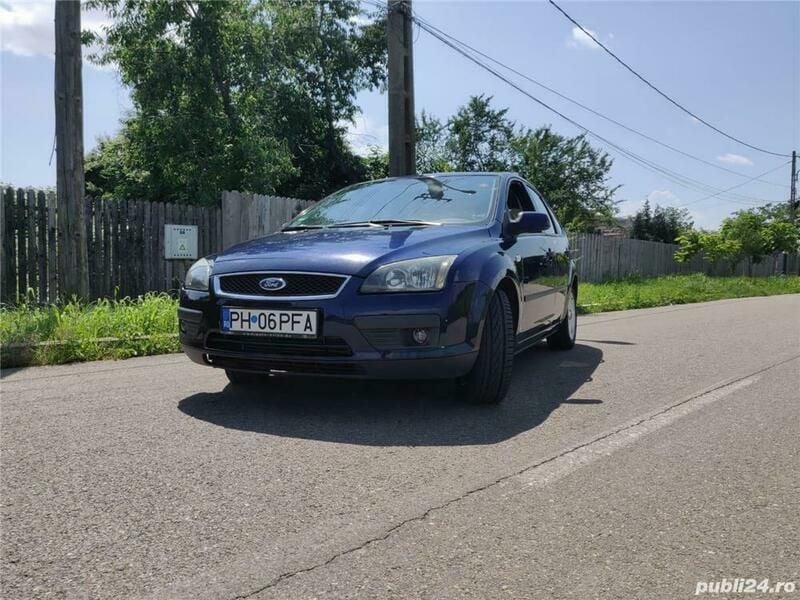 Albastru Utilizat 2006 Ford Focus Hatchback | 1.350 EUR (Preț bun) - Imagine 1/4