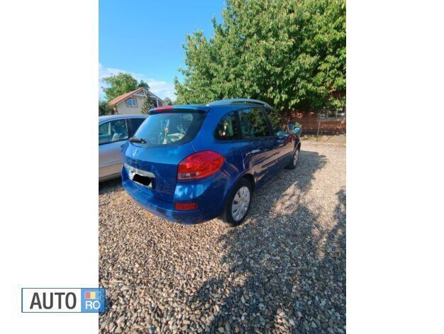 Second-hand Renault Clio GrandTour 75 CP (55 kW) 2011 Albastru Break