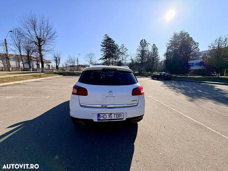 Second-hand Peugeot 4008 115 CP (84 kW) 2014 Culoarealb SUV
