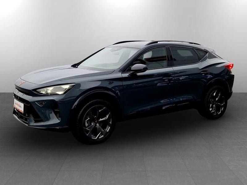 Albastru mediu normal Second-hand 2024 Cupra Formentor SUV | 27.450 EUR (Super Preț) - Imagine 1/4