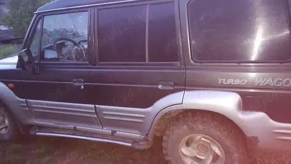 Second-hand Hyundai Galloper 105 CP (77 kW) 2002 SUV