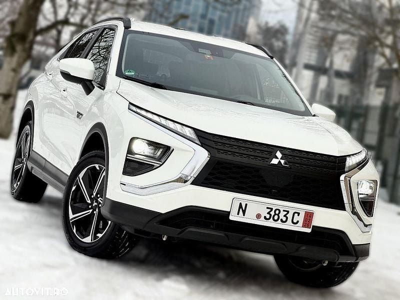 Second-hand Mitsubishi Eclipse Cross Intense+ 203 CP (149 kW) 2022 Culoarealb SUV