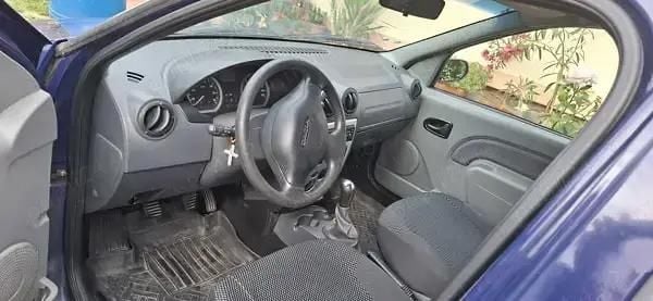 Utilizat 2008 Dacia Logan Berlinǎ | 1.400 EUR (Preț bun) - Imagine 1/4