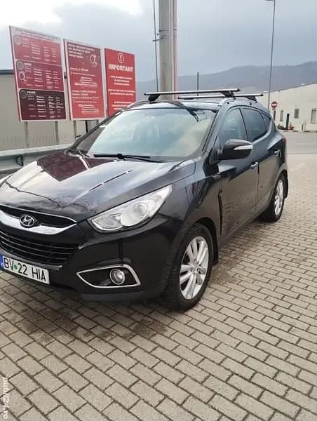 Negru Utilizat 2011 Hyundai ix35 SUV | 7.490 EUR (Preț OK) - Imagine 1/4