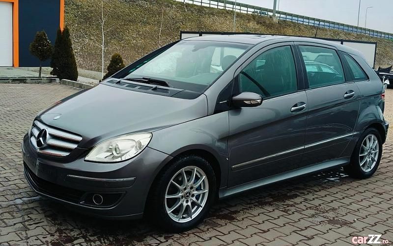 Gri Utilizat 2007 Mercedes B200 Monovolum | 3.600 EUR - Imagine 1/4