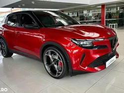 Rosu Nouă 2025 Alfa Romeo Junior SUV | 26.313 EUR