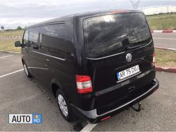 Negru Utilizat 2009 VW Caravelle Monovolum | 8.800 EUR