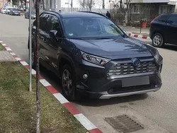 Gri Utilizat 2019 Toyota RAV4 Hybrid SUV | 21.990 EUR (Puțin scump)
