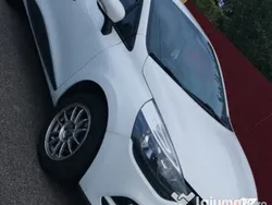 Alb Utilizat 2020 Renault Clio V Berlinǎ | 8.800 EUR