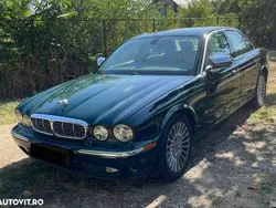 Culoareverde Utilizat 2005 Jaguar XJ Berlinǎ | 10.000 EUR
