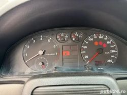 Argintiu Utilizat 1997 Audi A4 Berlinǎ | 1.000 EUR