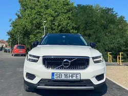 Culoarealb Utilizat 2018 Volvo XC40 Inscription SUV | 20.400 EUR (Preț bun)