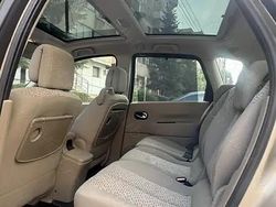 Utilizat 2006 Renault Scénic II Monovolum | 3.100 EUR (Scump)