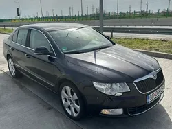 Negru Utilizat 2011 Skoda Superb Active Berlinǎ | 7.500 EUR (Preț OK)
