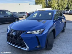 Albastru Utilizat 2020 Lexus UX 250h Luxury Line SUV | 28.490 EUR