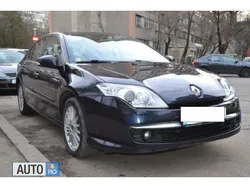 Albastru Utilizat 2009 Renault Laguna III Hatchback | 5.150 EUR (Puțin scump)