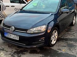 Culoarealbastru Utilizat 2014 VW Golf VII Highline Break | 7.999 EUR (Puțin scump)