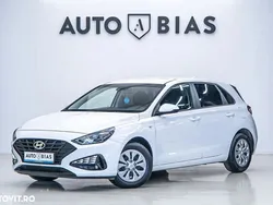 Alb Utilizat 2022 Hyundai i30 Comfort Hatchback | 12.450 EUR (Preț bun)