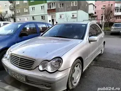 Utilizat 2002 Mercedes C200 Berlinǎ | 800 EUR