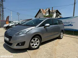 Gri Utilizat 2015 Peugeot 5008 Active Monovolum | 7.150 EUR (Preț bun)