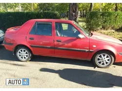 Rosu Utilizat 2004 Dacia Solenza Hatchback | 850 EUR