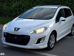 Culoarealb Utilizat 2012 Peugeot 308 Premium Hatchback | 3.750 EUR (Preț bun)