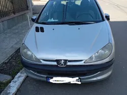 Argintiu Utilizat 2007 Peugeot 206 | 6.000 EUR