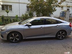 Argintiu Utilizat 2017 Honda Civic Executive Berlinǎ | 19.000 EUR (Preț OK)