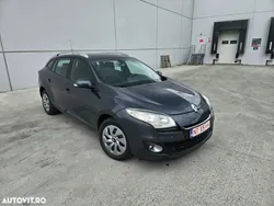 Gri Utilizat 2013 Renault Mégane GrandTour Dynamique Break | 4.450 EUR (Preț bun)