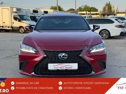 Roșu Utilizat 2019 Lexus ES300H Sport Line Berlinǎ | 31.773 EUR