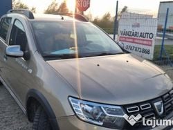 Argintiu Utilizat 2020 Dacia Sandero Stepway Hatchback | 7.950 EUR (Preț bun)