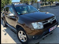 Culoaremaro Utilizat 2012 Dacia Duster Lauréate SUV | 6.100 EUR (Preț OK)