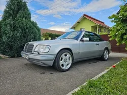Mercedes E320