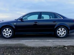 Albastru Utilizat 2002 Audi A4 Berlinǎ | 3.333 EUR (Scump)