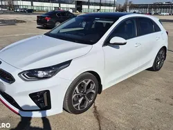 Alb Utilizat 2018 Kia Ceed Platinum Edition Hatchback | 14.450 EUR (Preț OK)